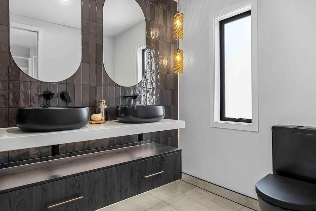 陶朗加Luxury Escape In Cbd - Walking Distance To Town别墅 外观 照片