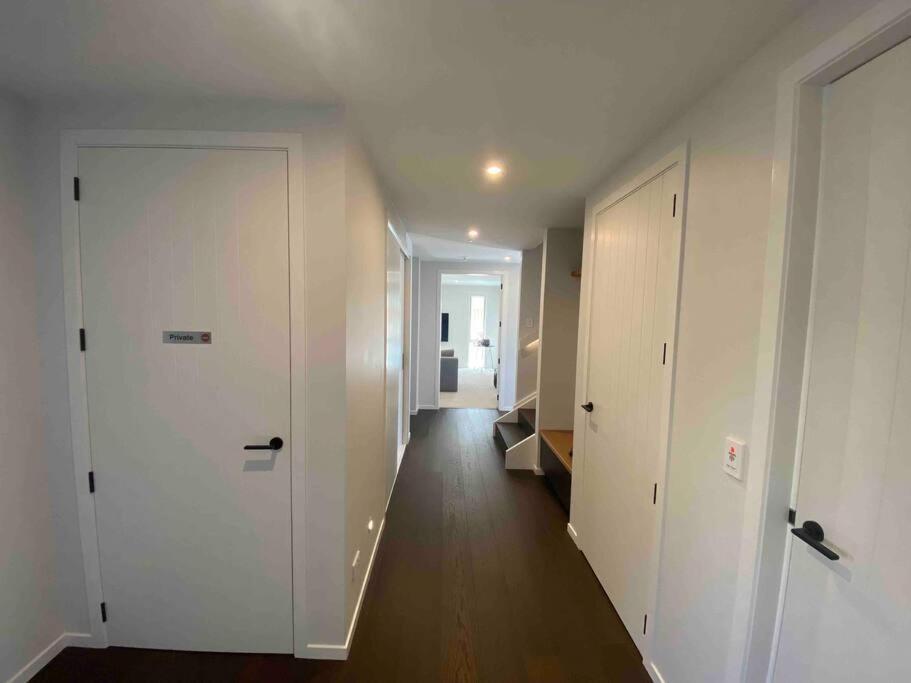 陶朗加Luxury Escape In Cbd - Walking Distance To Town别墅 外观 照片